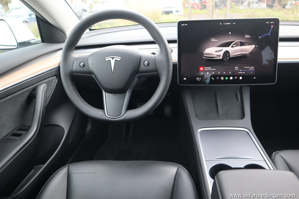 Bild 3 på Tesla Model 3