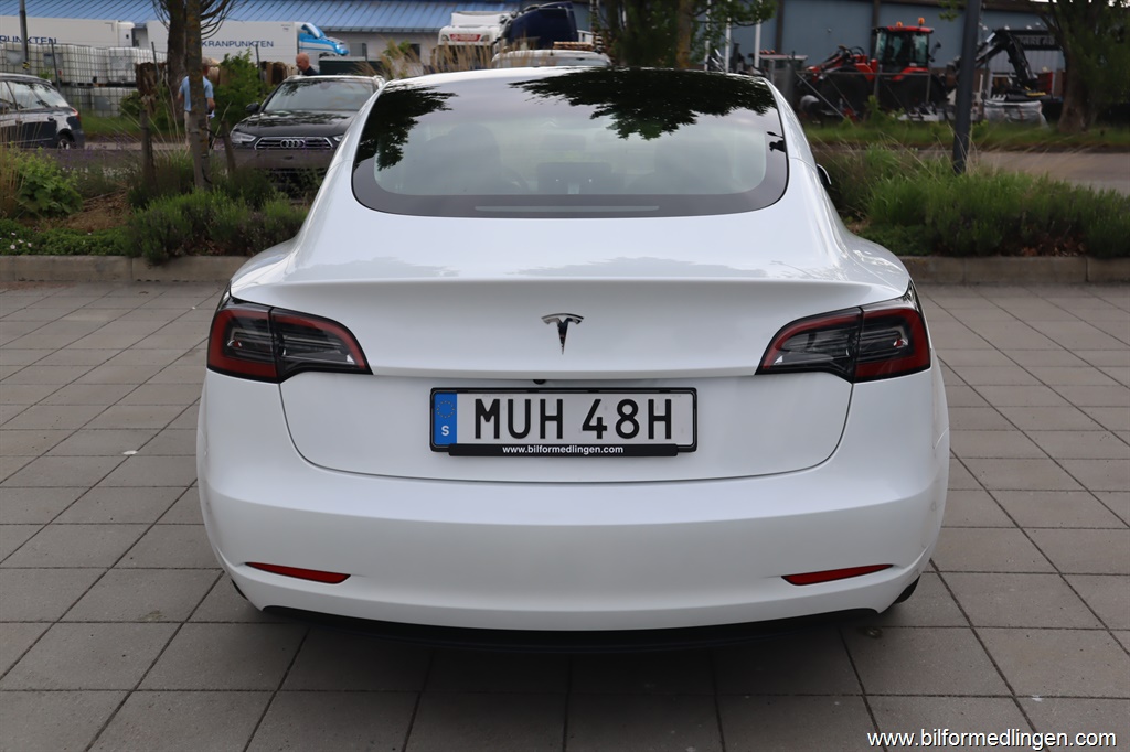 Bild 9 på Tesla Model 3
