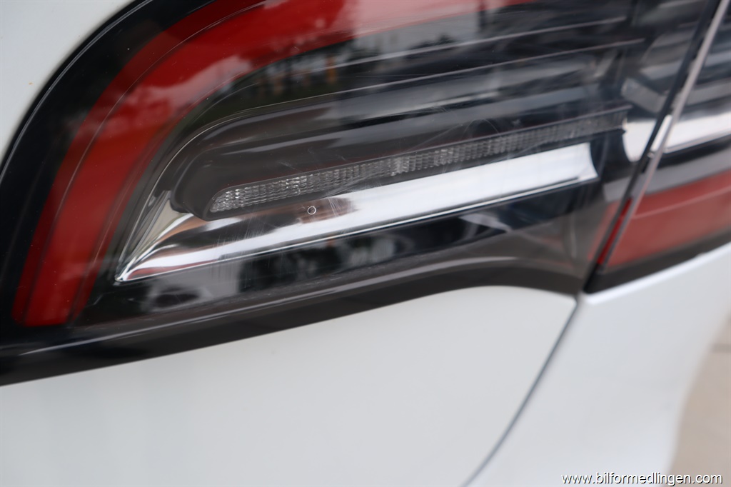 Bild 19 på Tesla Model 3