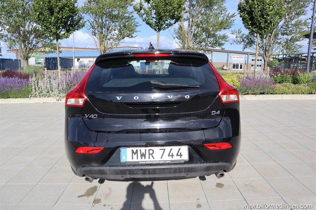 Bild 10 på Volvo V40