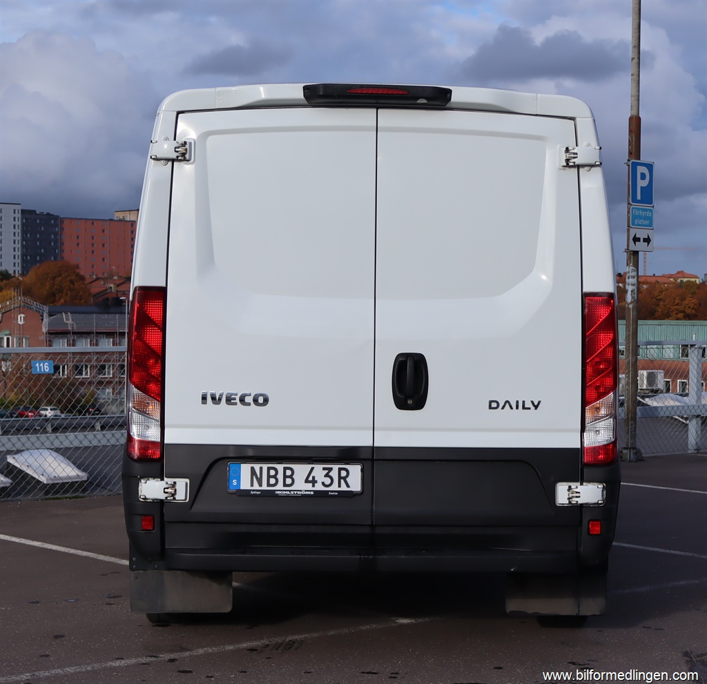 Bild 6 på Iveco Daily 35-140 2.3 JTD Hi-Matic Van Automat Bild 6 på Iveco Daily