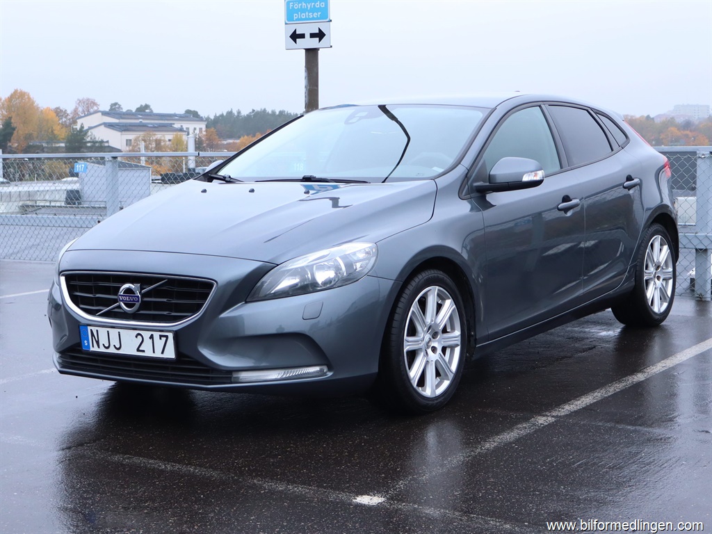 Bild 1 på Volvo V40)