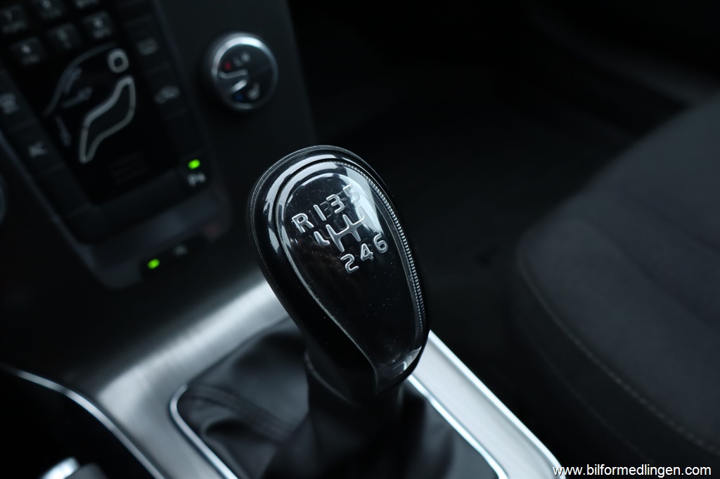 Bild 15 på Volvo V40