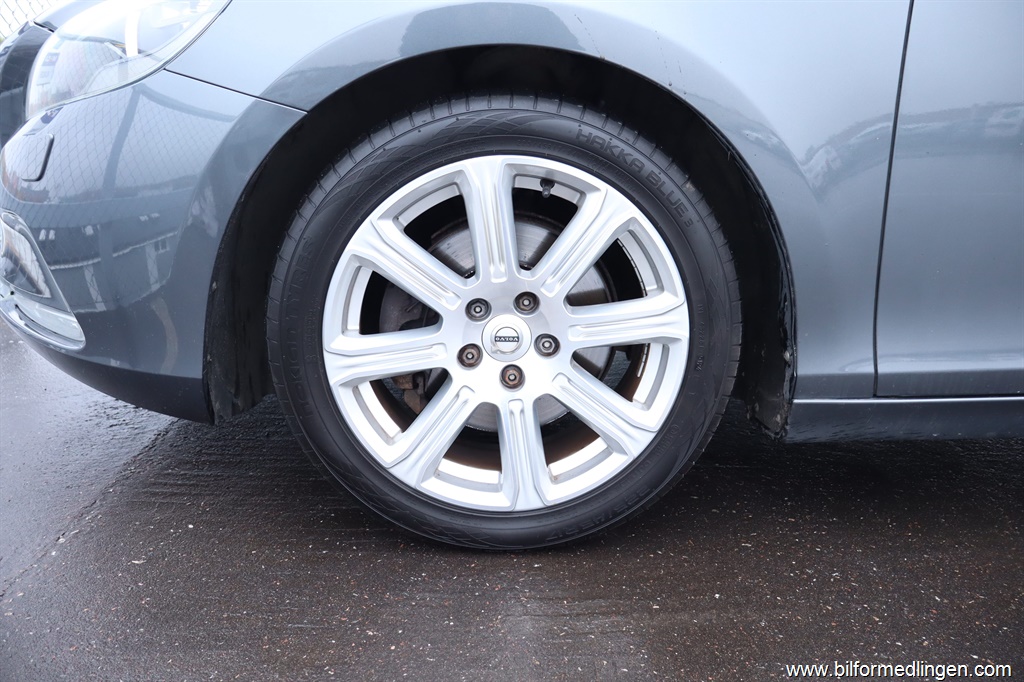 Bild 18 på Volvo V40