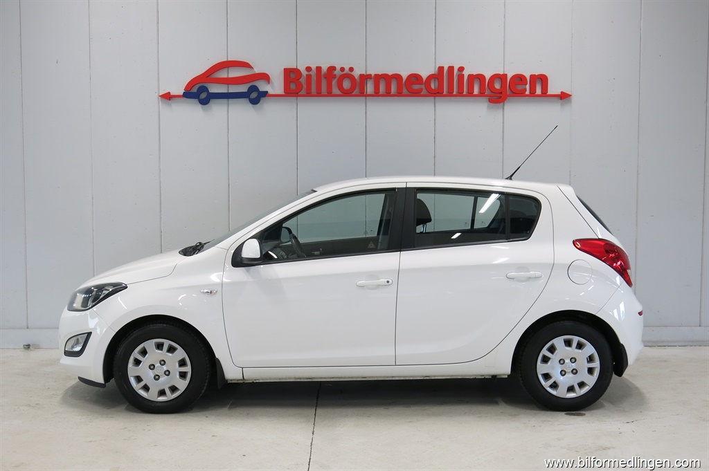 Bild 1 på Hyundai i20)