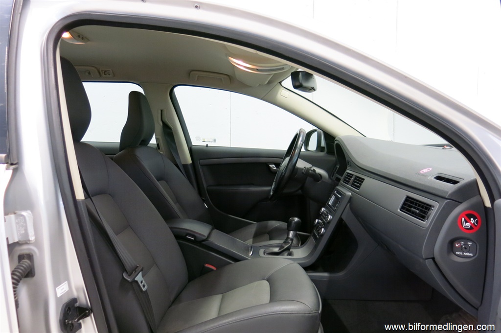 Bild 9 på Volvo V70