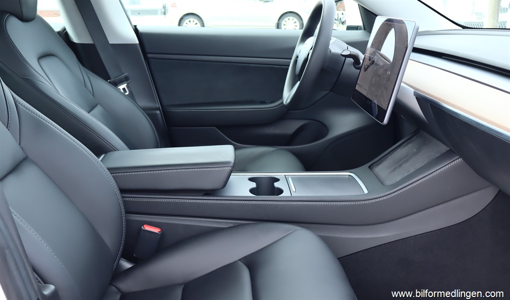 Bild 4 på Tesla Model 3
