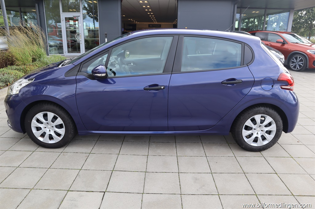 Bild 1 på Peugeot 208)