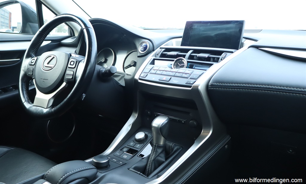 Bild 8 på Lexus NX