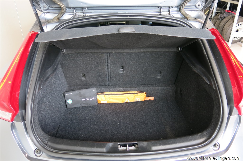 Bild 12 på Volvo V40