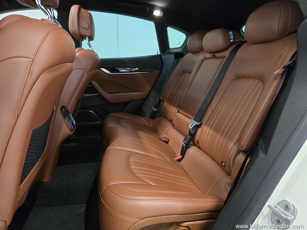 Bild 10 på Maserati Levante
