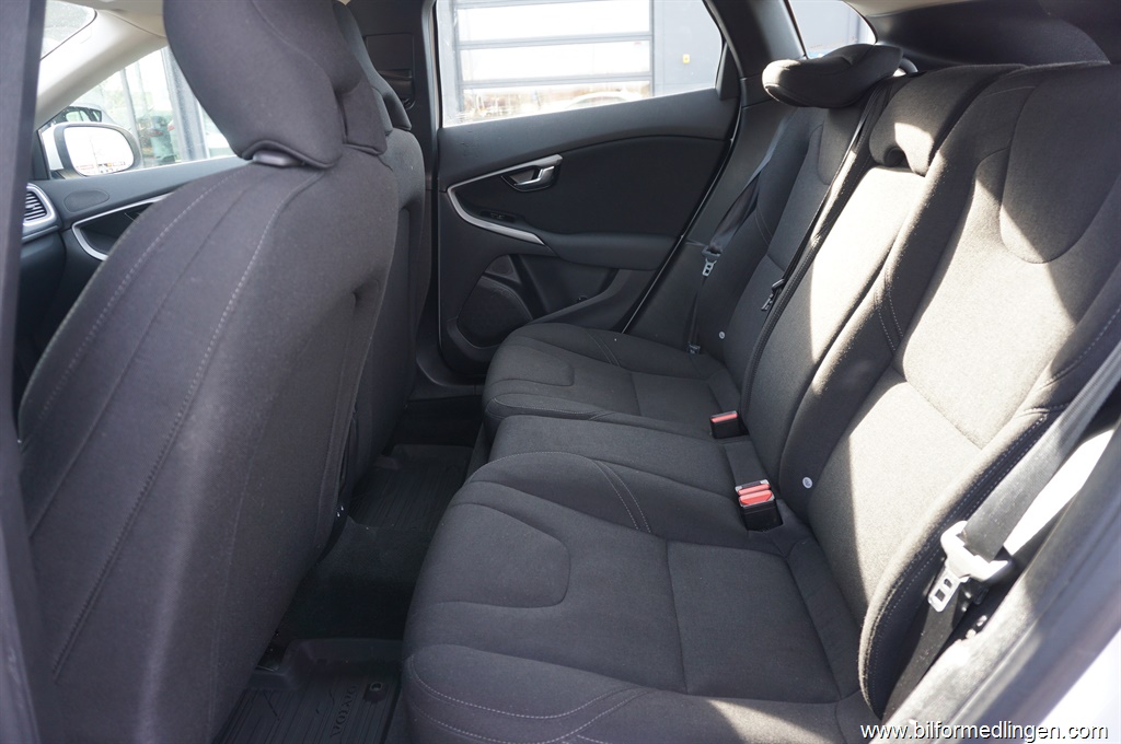 Bild 6 på Volvo V40