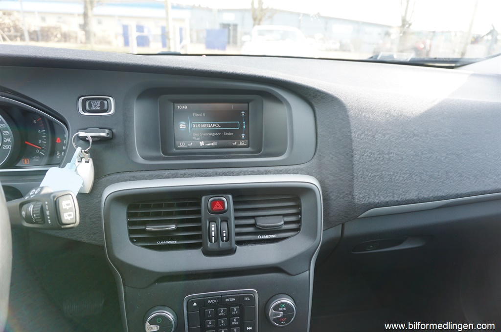 Bild 12 på Volvo V40