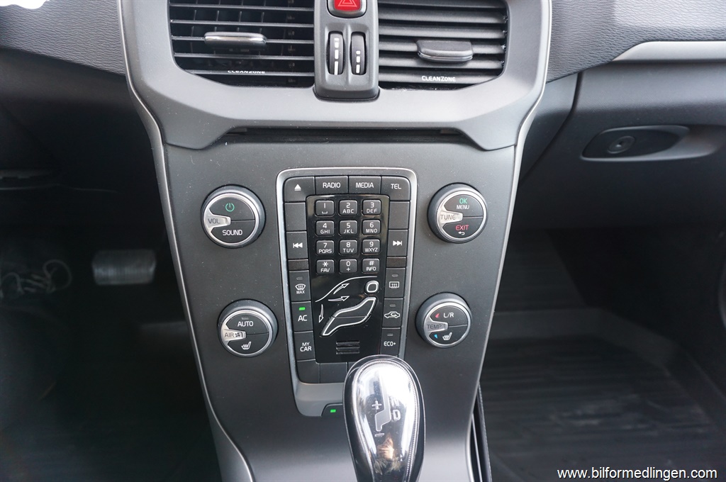 Bild 14 på Volvo V40