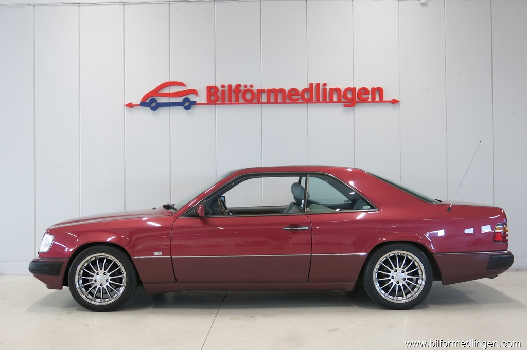 Bild 1 på Mercedes-Benz CE