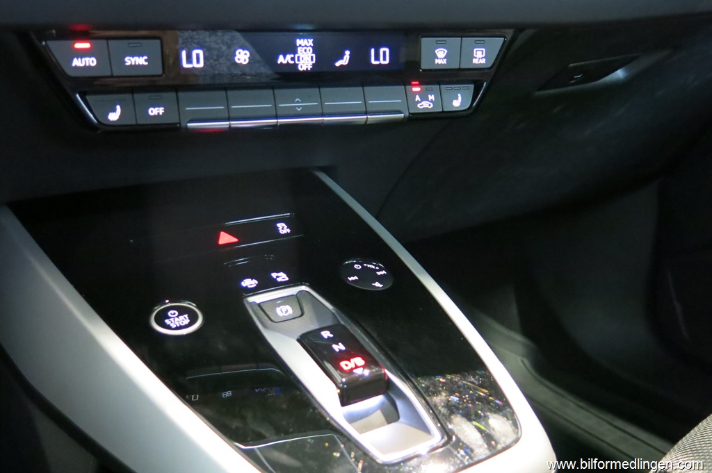 Bild 15 på Audi Q4