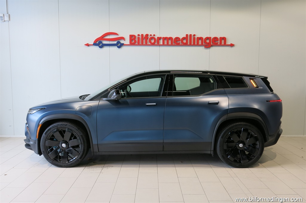 Bild 1 på Fisker Ocean)