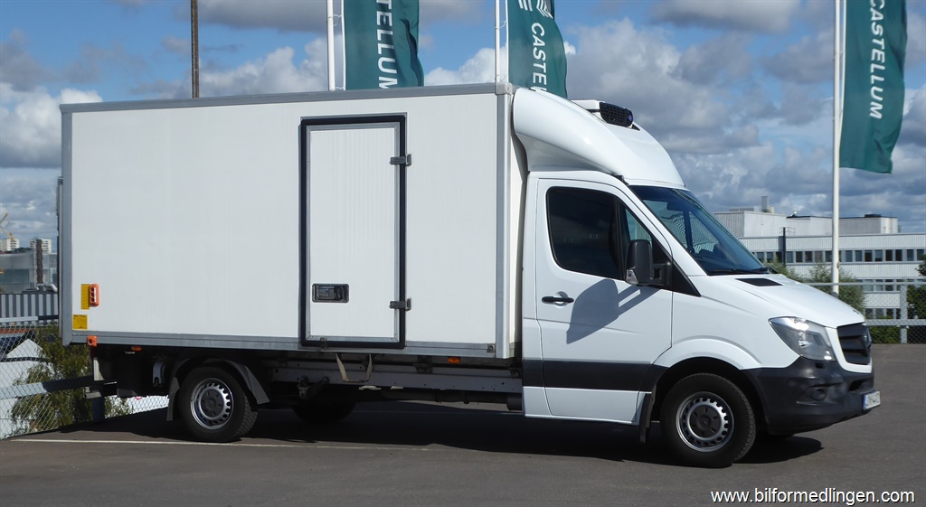 Bild 1 på Mercedes-Benz Sprinter)