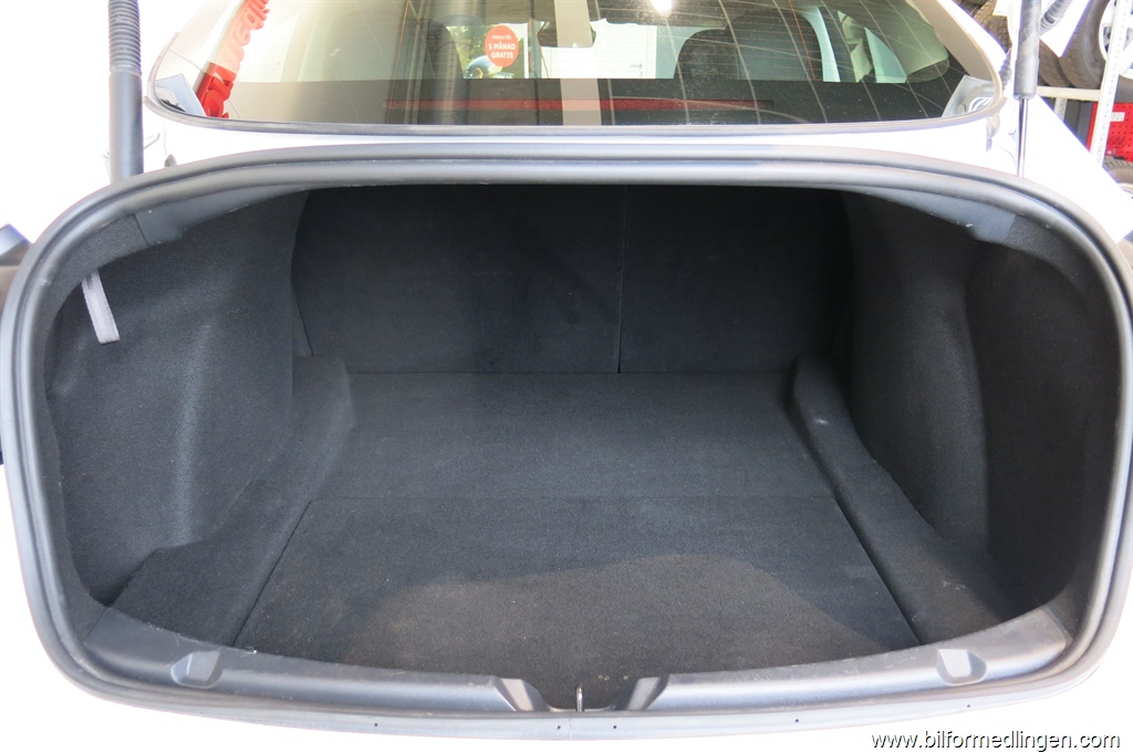 Bild 12 på Tesla Model 3