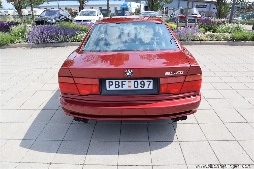 Bild 17 på BMW 850 IA  299hk V12 Aut Fint skick Taklucka skinn Bild 17 på BMW 850