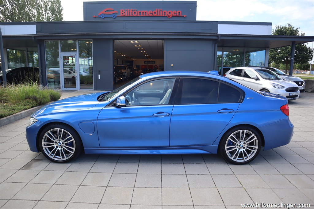 Bild 1 på BMW 330)