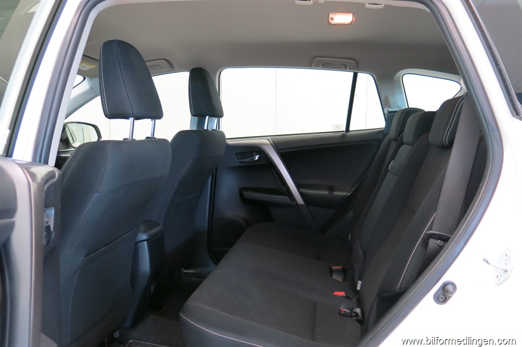 Bild 6 på Toyota RAV4