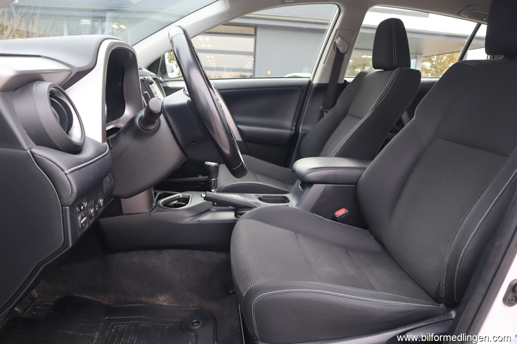 Bild 4 på Toyota RAV4