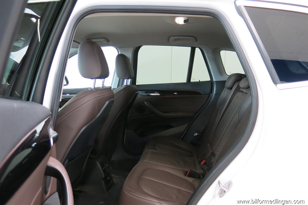 Bild 6 på BMW X1