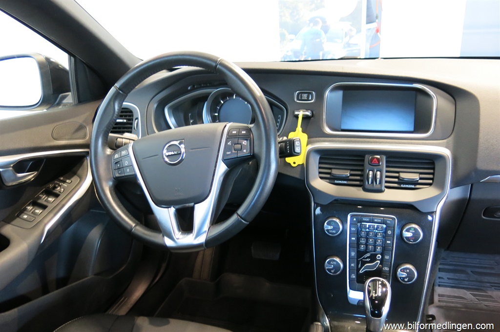 Bild 9 på Volvo V40