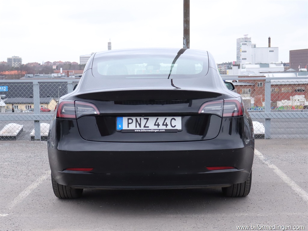 Bild 19 på Tesla Model 3