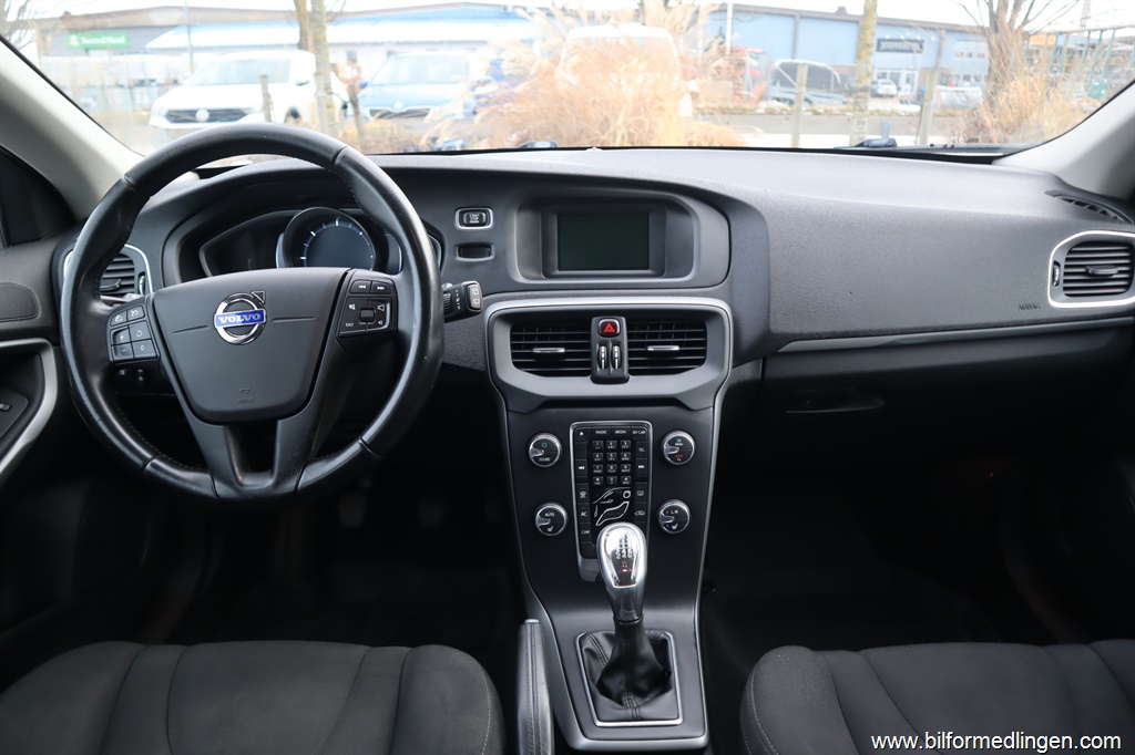 Bild 6 på Volvo V40