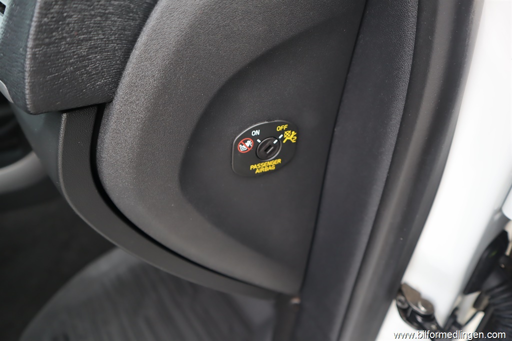 Bild 10 på Volvo V40