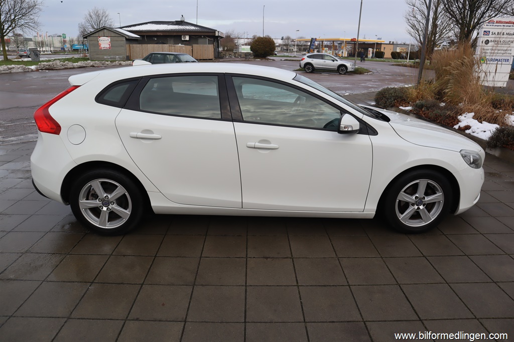 Bild 15 på Volvo V40