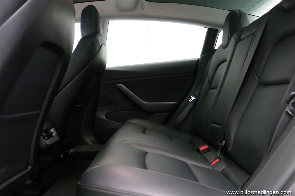Bild 12 på Tesla Model 3