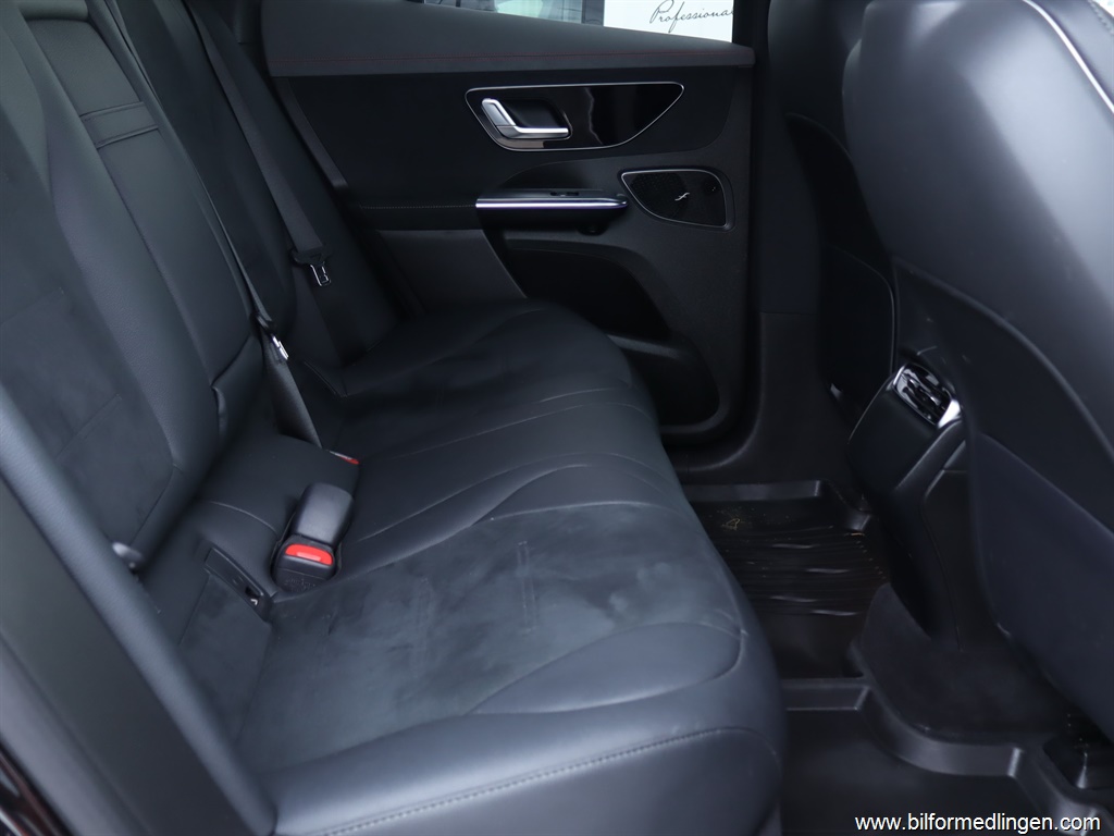 Bild 7 på Mercedes-Benz EQE SUV