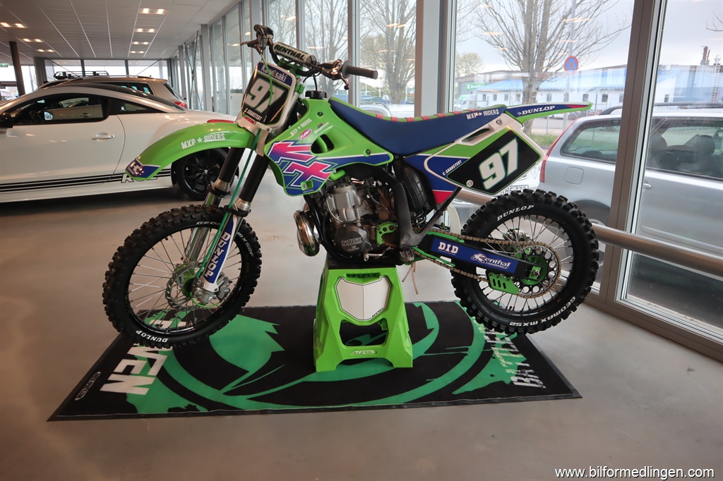 Bild 1 på Kawasaki 250 cc 2 takt
