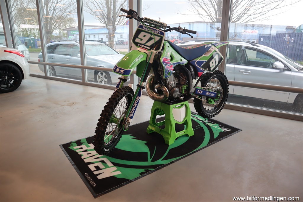 Bild 2 på Kawasaki 250 cc 2 takt