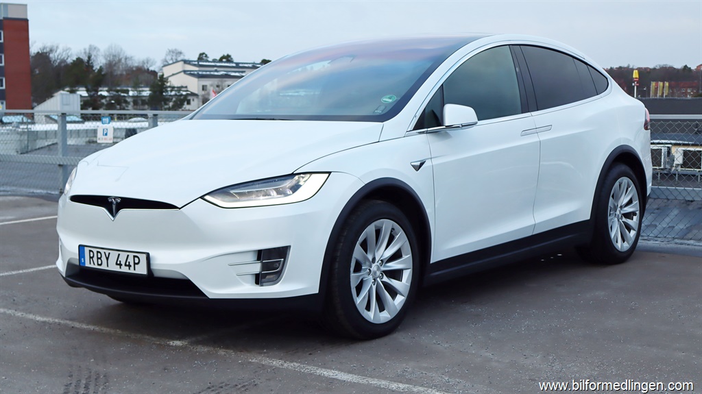 Bild 1 på Tesla Model X)