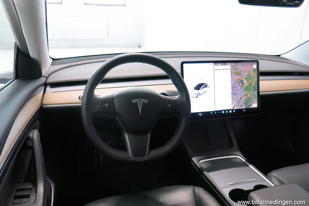 Bild 9 på Tesla Model 3