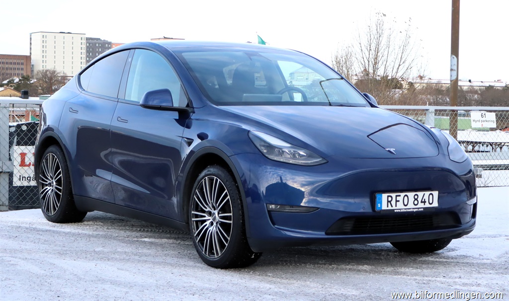 Bild 1 på Tesla Model Y)