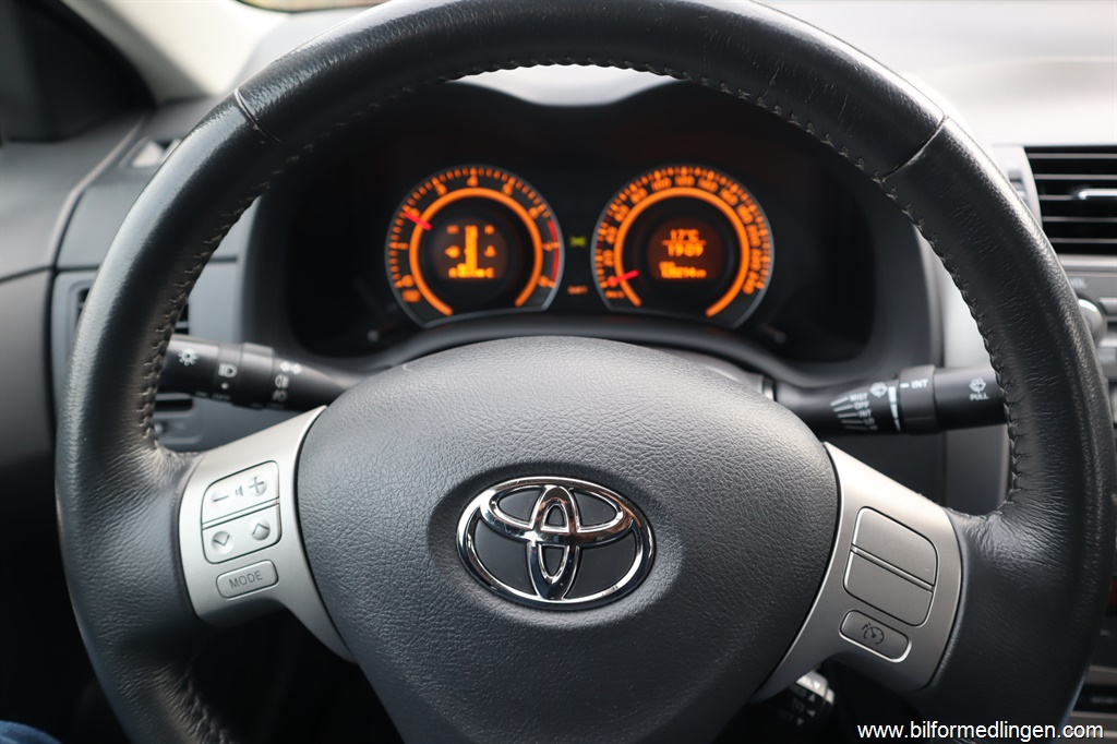 Bild 5 på Toyota Corolla 1.6 VVT-i 124hk Drag 2 Ägare Bild 5 på Toyota Corolla