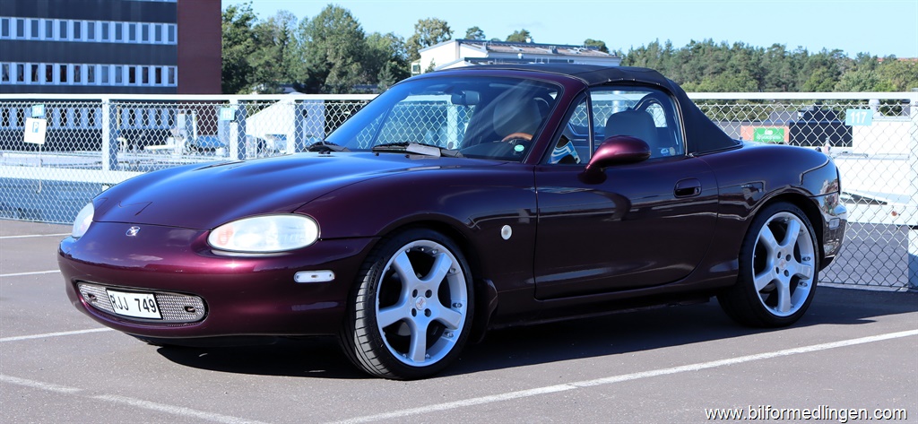 Bild 3 på Mazda MX-5 1.8 Cab Svensksåld Bild 3 på Mazda MX-5