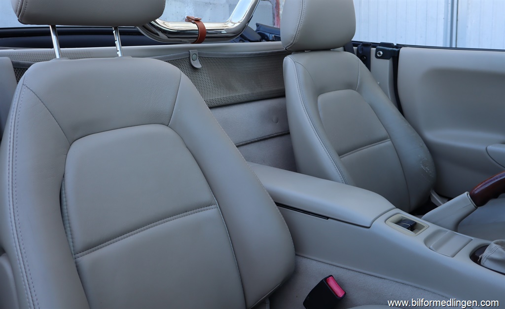 Bild 9 på Mazda MX-5 1.8 Cab Svensksåld Bild 9 på Mazda MX-5