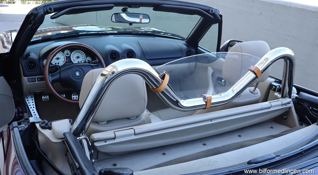 Bild 10 på Mazda MX-5 1.8 Cab Svensksåld Bild 10 på Mazda MX-5