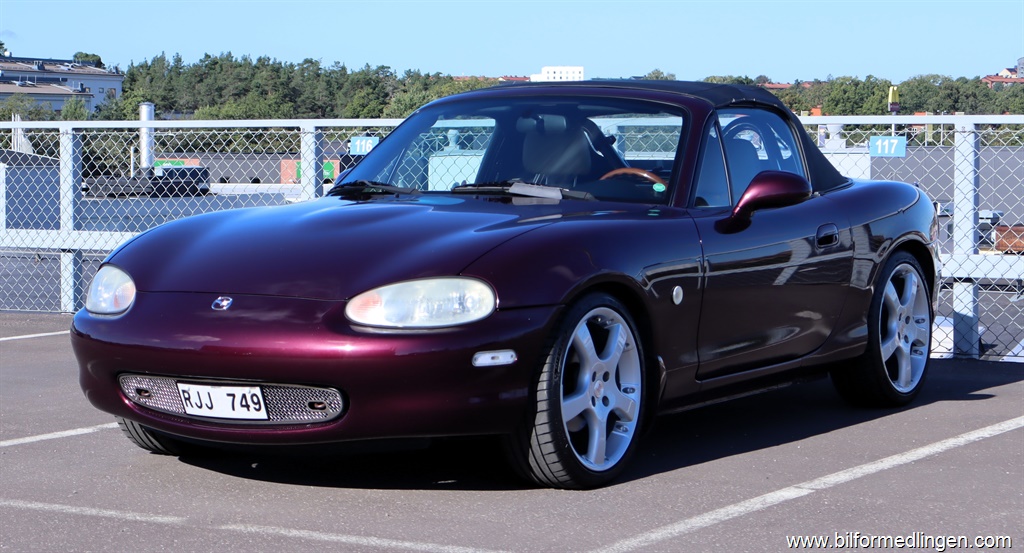 Bild 18 på Mazda MX-5 1.8 Cab Svensksåld Bild 18 på Mazda MX-5