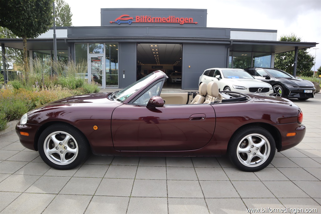 Bild 1 på Mazda MX-5)