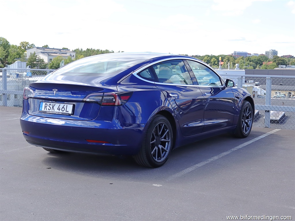 Bild 4 på Tesla Model 3