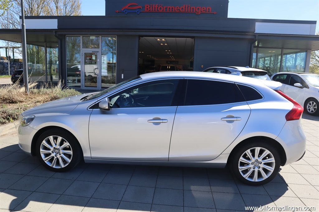 Bild 1 på Volvo V40)