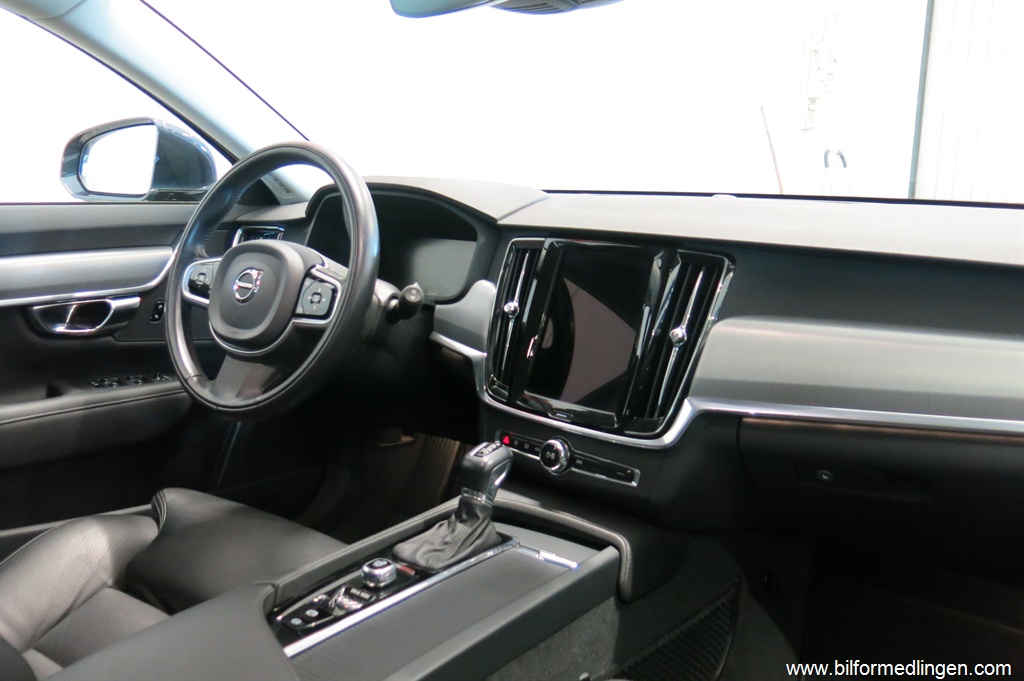 Bild 15 på Volvo V90