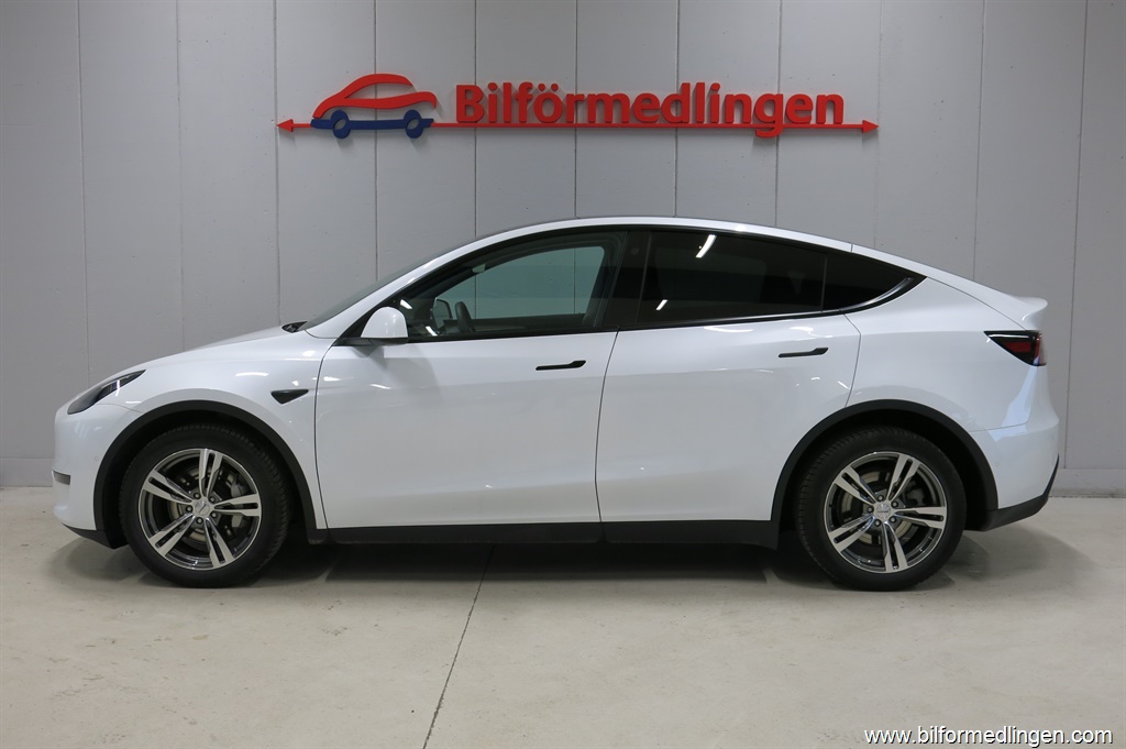 Bild 1 på Tesla Model Y)